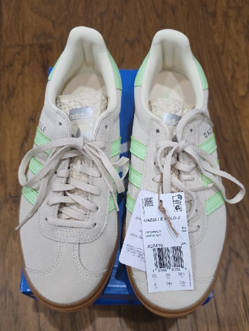 Adidas GAZELLE Platforom Cream Suede Sneakers Gum Bottoms Men's 6/ Women's 7.5 - Picture 2 of 8